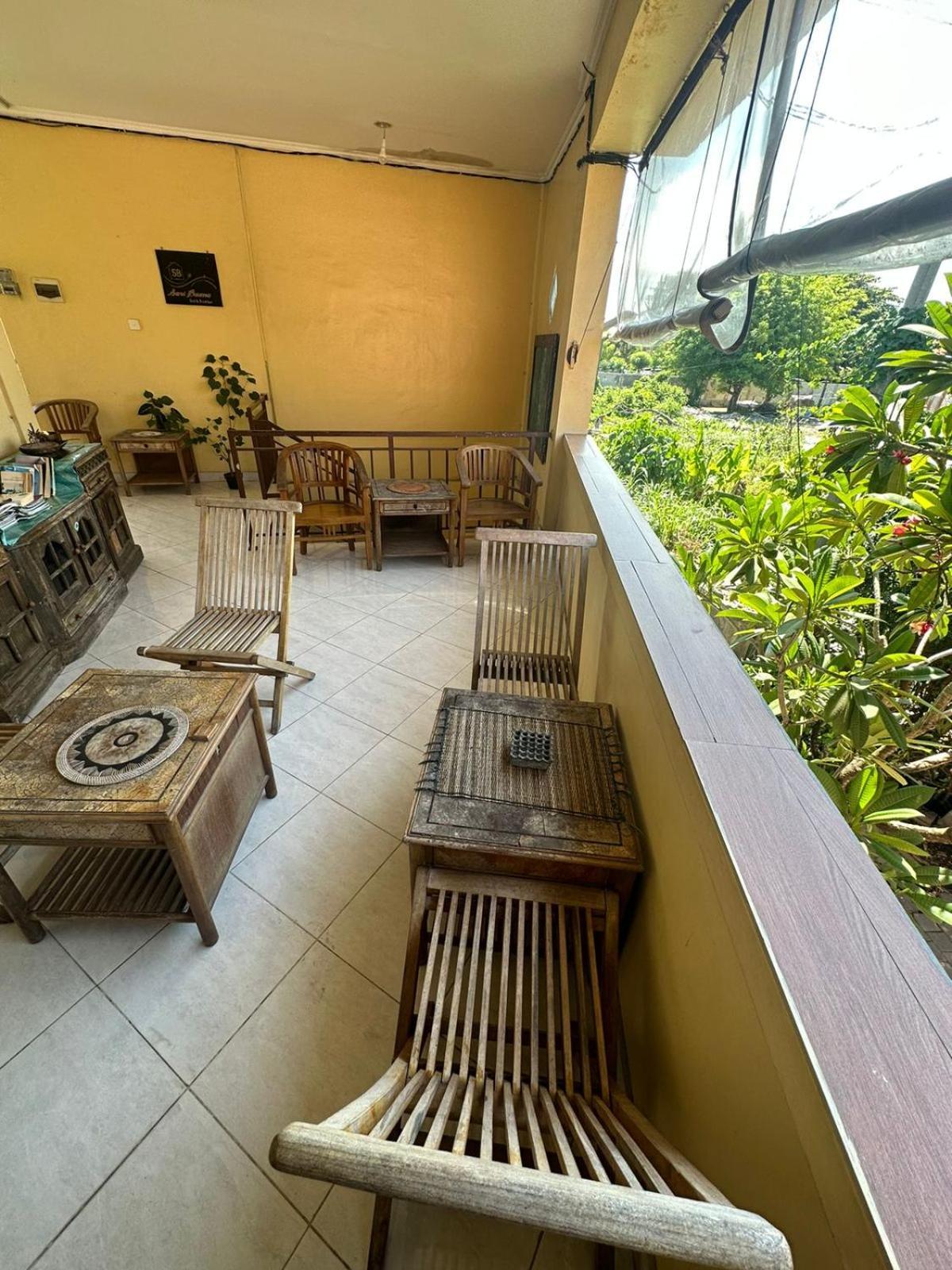Sari Buana Bed & Breakfast Кута Екстериор снимка